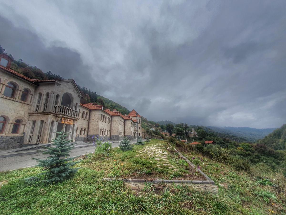 Teghut Hotel Vanatun, Haghartsin Monastery מראה חיצוני תמונה